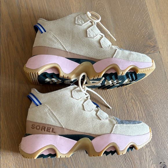 Sorel Caribou Sneaker Boot size 8 - Picture 3 of 6